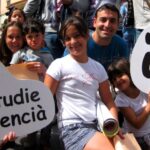 La Generalitat Valenciana farà votar a les famílies sobre la llengua preferida a l’aula La Generalitat Valenciana farà votar a les famílies sobre la llengua preferida a l’aula