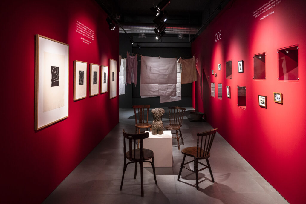 ReportatgeL’exposició “Tros de dona” reivindica les cures com element essencial de la vida carulla