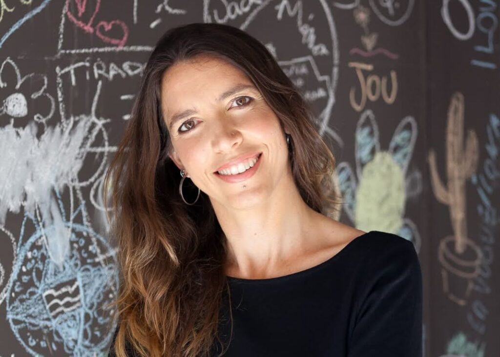 EntrevistaLaia Asso: «La lectura en veu alta reforça el vincle entre l’infant i la seva família i és un factor de protecció»