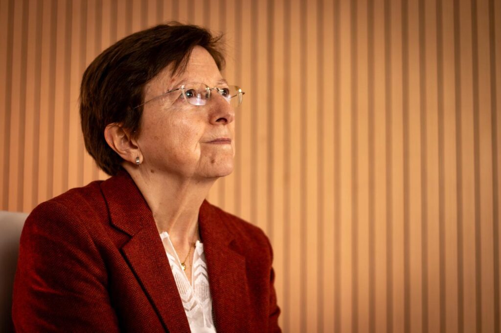 EntrevistaCarmen Cabezas, metgessa: “No és lògic ni just que les dones estiguin dedicades als infants i després als pares o als sogres” carmen cabezas